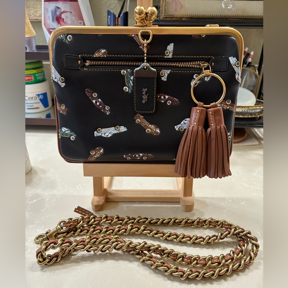 Coach 1941 double kisslock car print bag